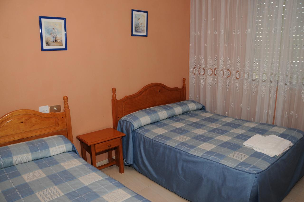 Hostal La Torre II Puente de Domingo Florez Zimmer foto